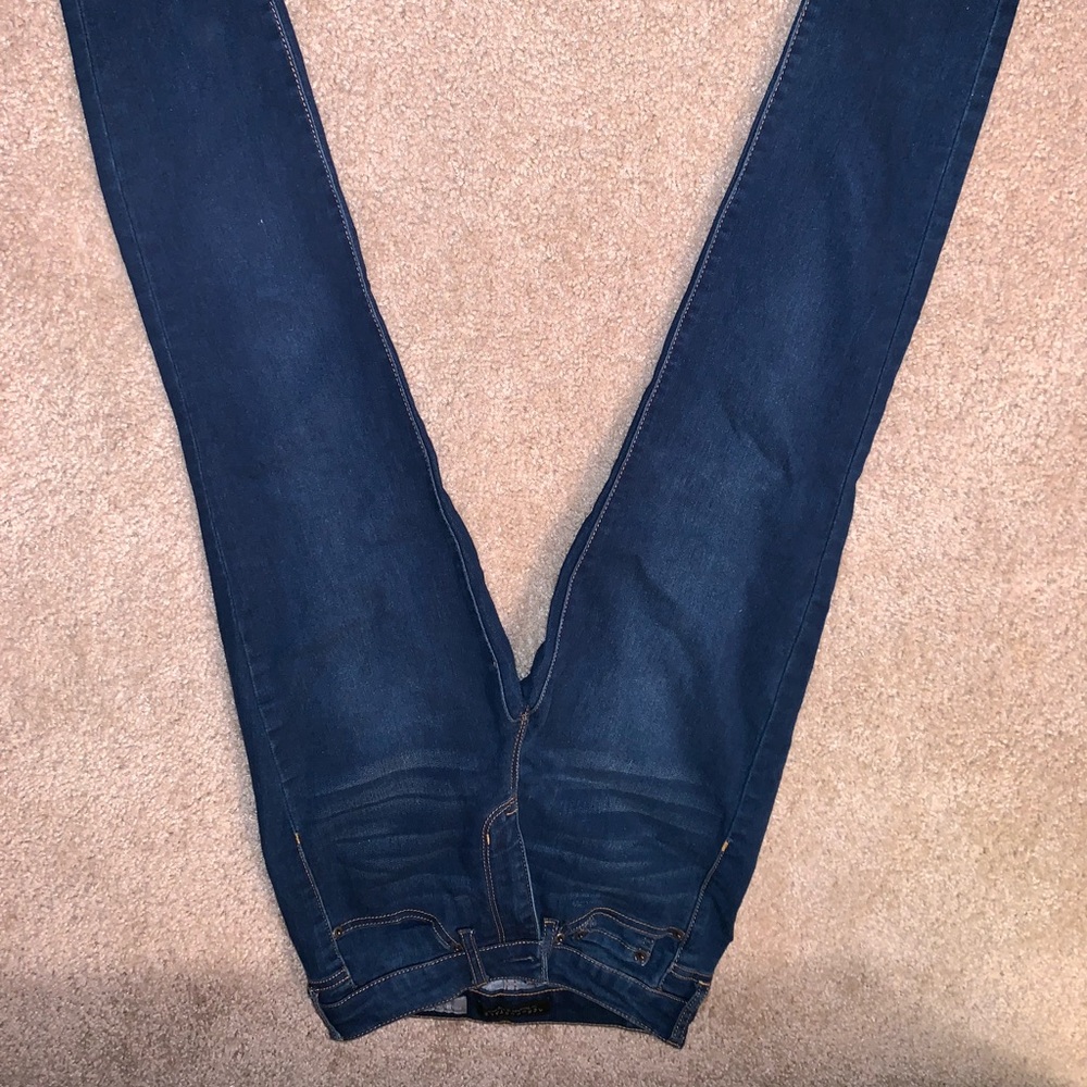 Areopostale dark wash high waisted jeggins.